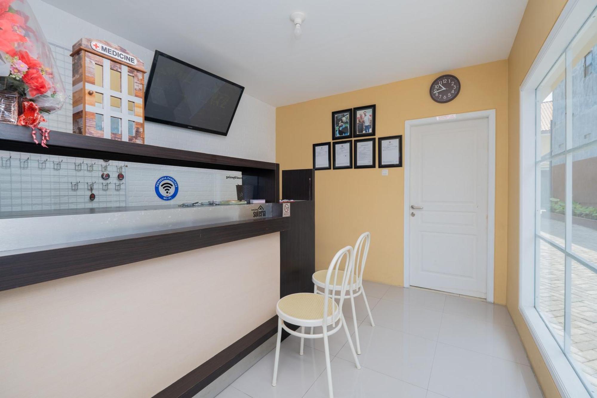 Reddoorz Syariah Near Rsud Dr Iskak Tulungagung Hotel Kedungwaru Exterior foto